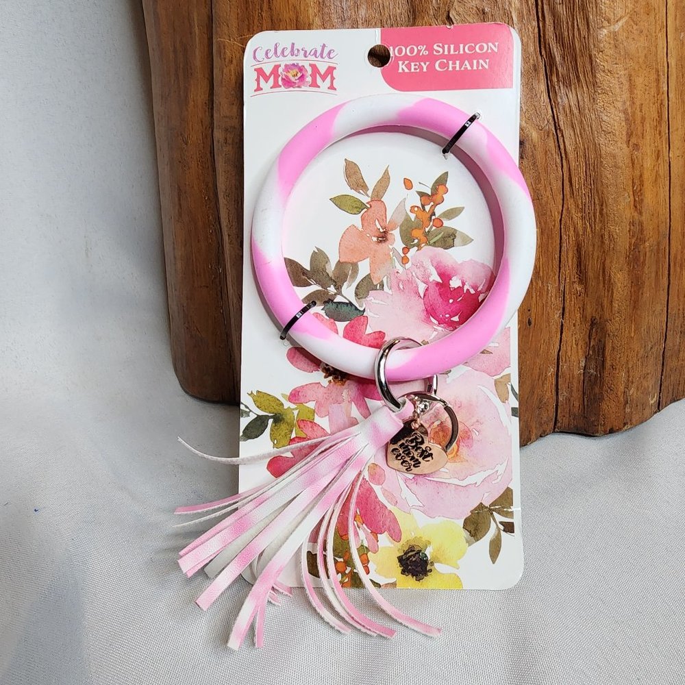 Celebrate Mom 100% Silicon Keychain Pink & White Best Mom Ever